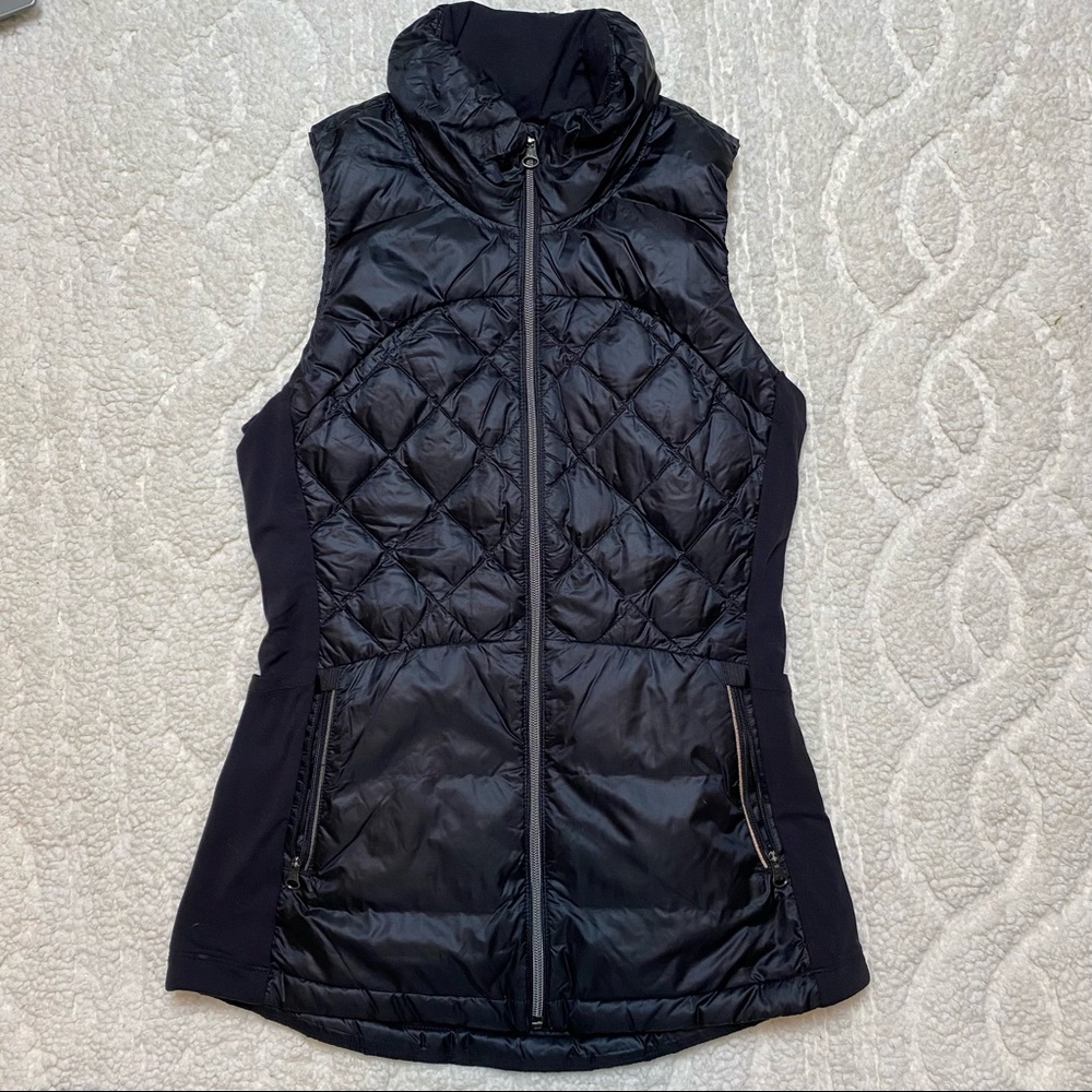 Lululemon Puffer Vest in Black
